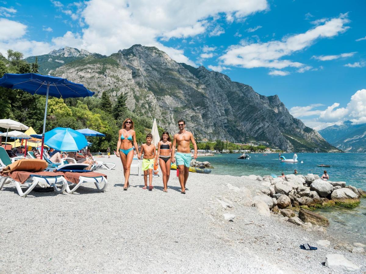Hotel Leonardo Da Vinci Limone sul Garda Esterno foto